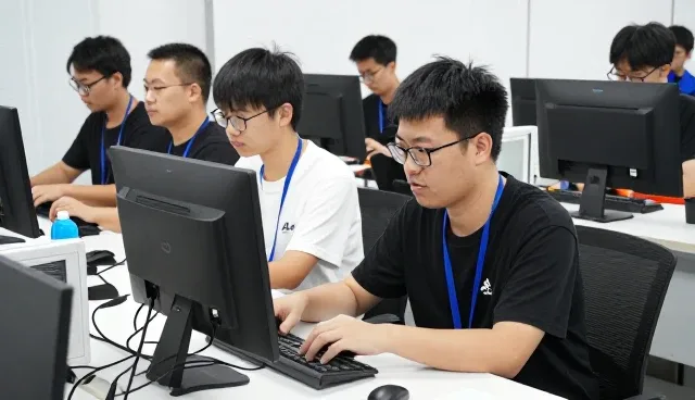 品牌传播用户如何选择社交媒体代运营